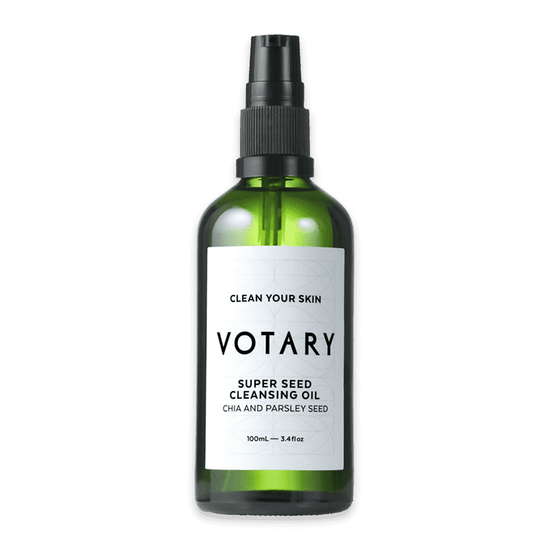 Super-Seed-Cleansing-Oil_optimized VOTARY Super Seed Cleansing Oil, 100ml Flasche, Chia- und Petersiliensamen, auf weißem Hintergrund.