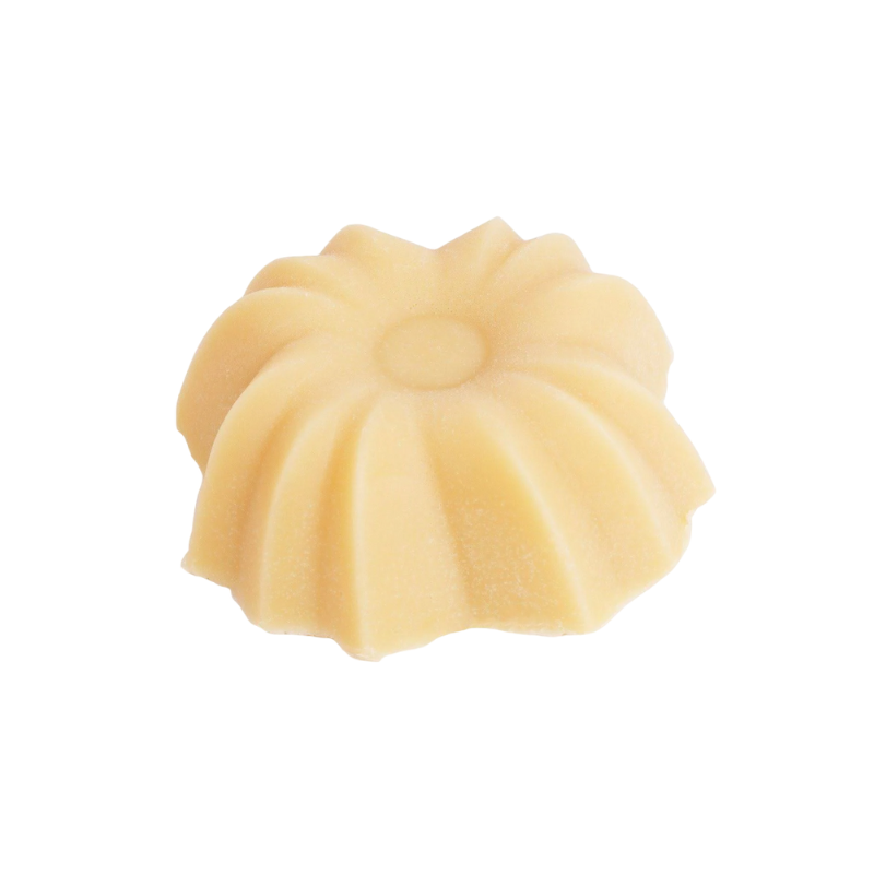 LAMAZUNA-FESTER-CONDITIONER-SOFT-VANILLA-SCENT-4 Gelber, fester Conditioner in Blumenform mit Vanilleduft von Lamazuna.