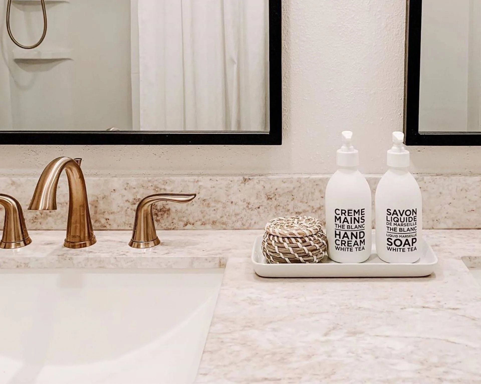 shopping-q-tbn-ANd9GcQH5FSanyaZmVJn7RFa7VgvspPt67KMcmC6qYjtqnxQQMZ87RSSa02IRFjI060g-_5lneTpP0q6Bn83Vu_wsrNPpUo9I6c3-usqp-CAEUwRrGZUXnLMtM