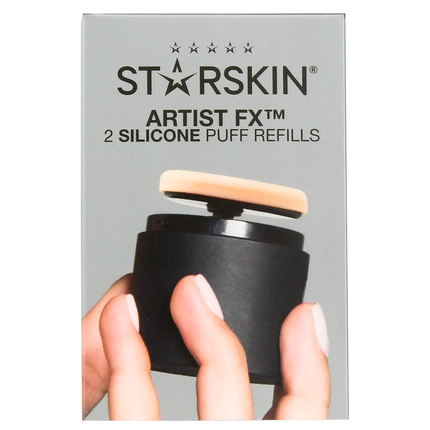 STARSkin Artist FX 2 Silikon-Puff-Nachfüllpackungen in einer Hand gehalten.